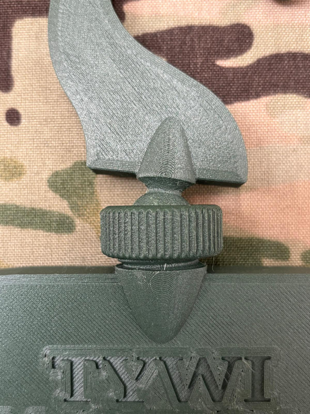 Tywi Tactical Swivel Plate Carrier and Shooter Belt Hanger