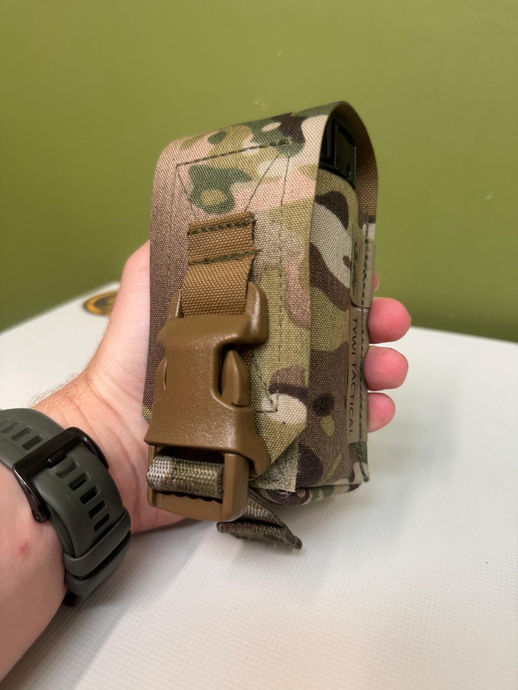 Tywi Tactical Smoke Grenade Pouch