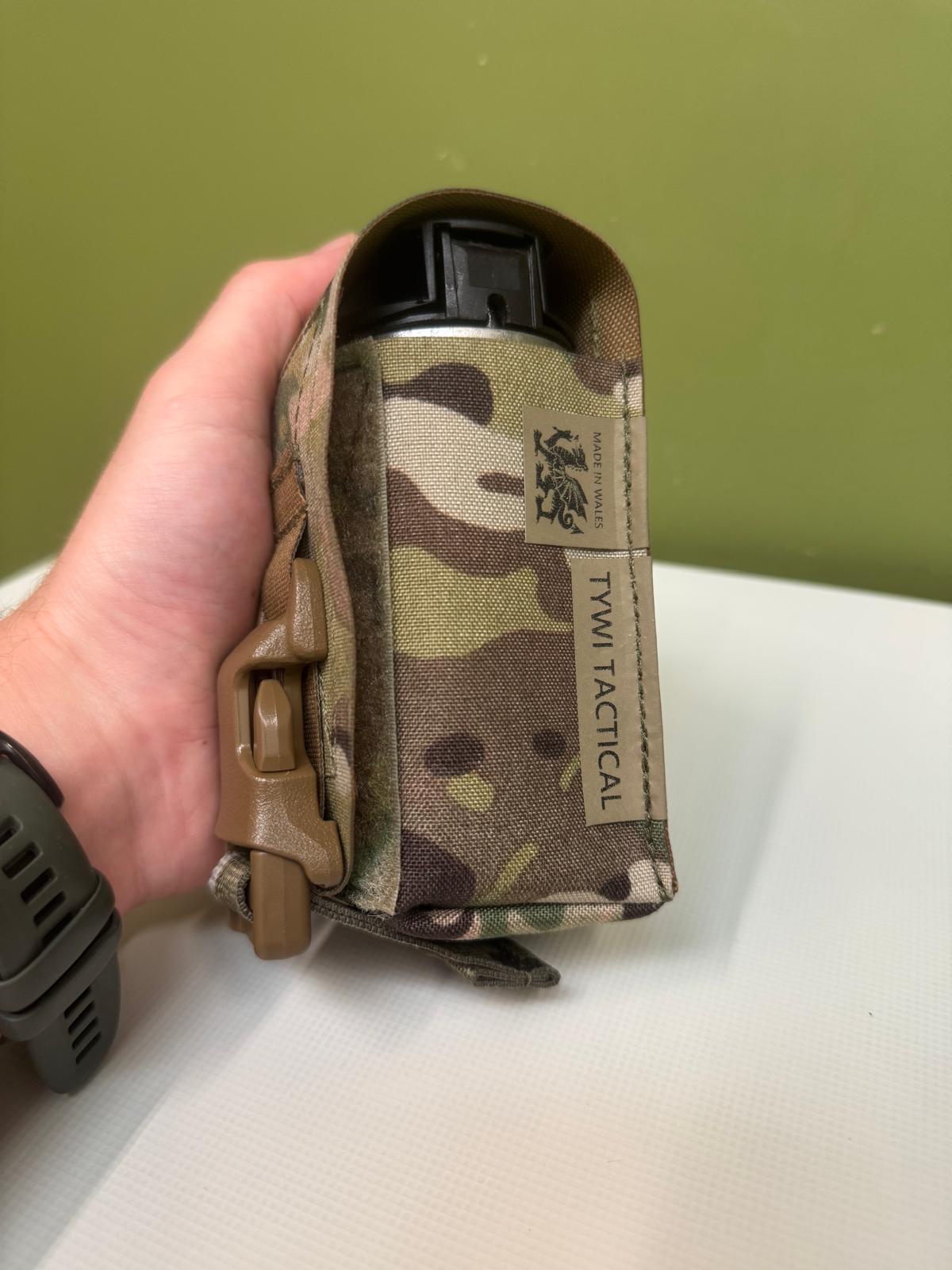 Tywi Tactical Smoke Grenade Pouch